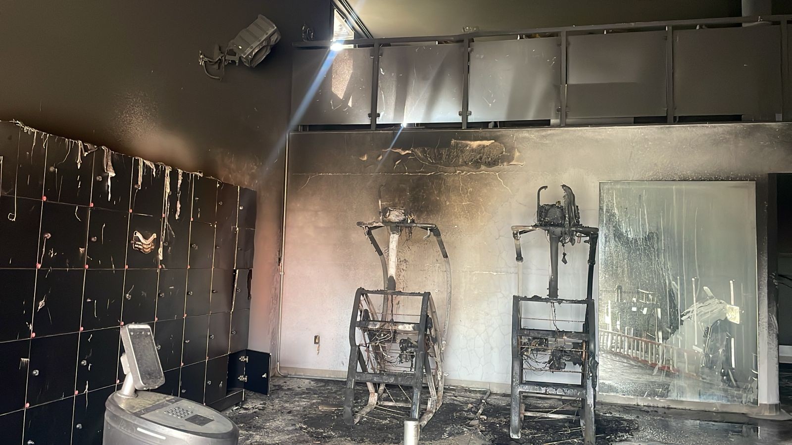 Após incêndio, dono de academia diz que prejuízo foi de pelo menos R$ 500 mil: 'Como se estivesse em um pesadelo'