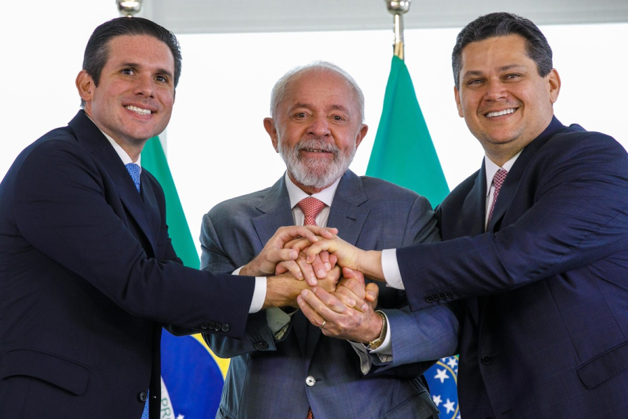 Lula se reúne com Motta e Alcolumbre e inicia articulação com o Congresso para o novo mandato