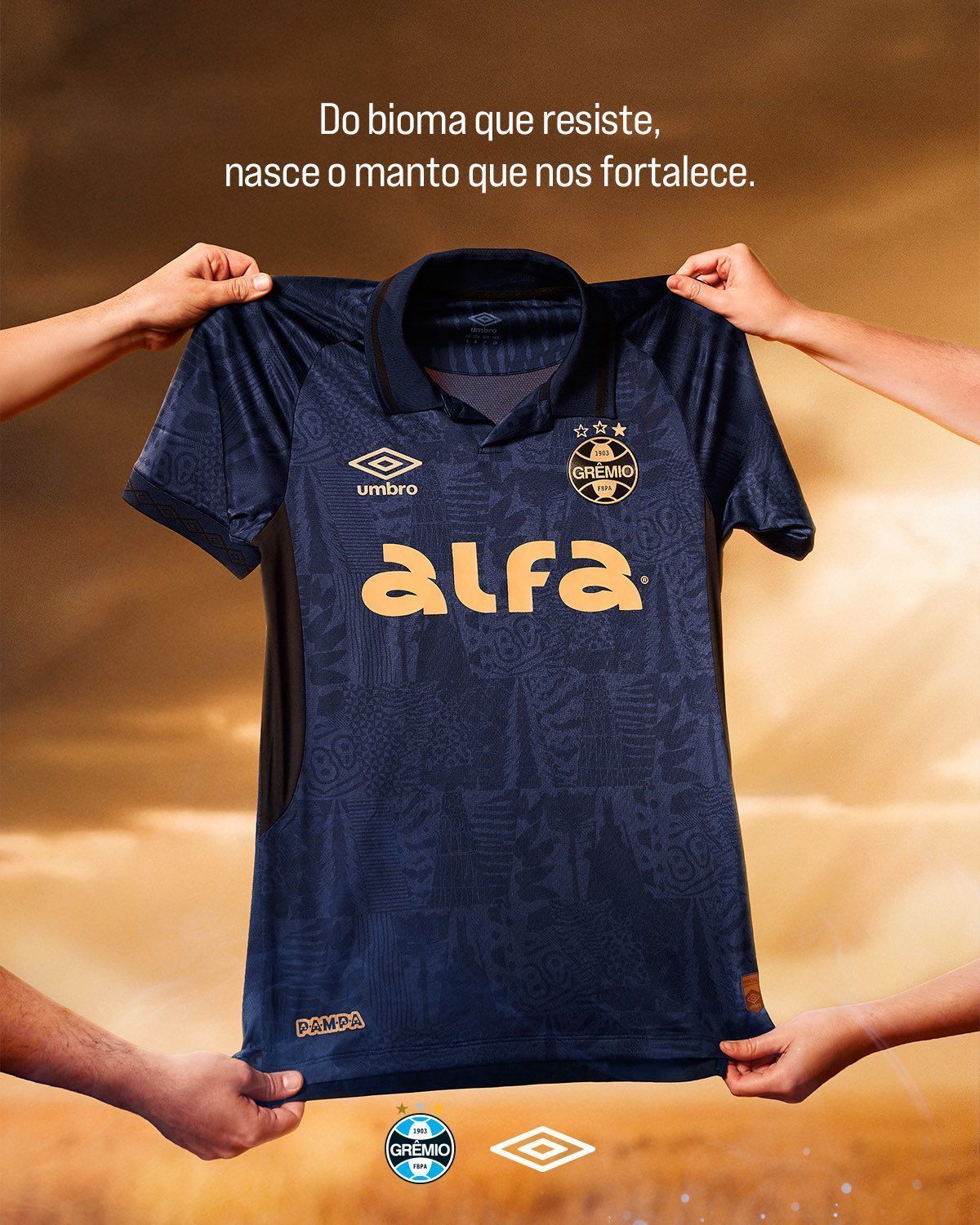 Grêmio lança terceiro uniforme com inspiração gaúcha; veja fotos