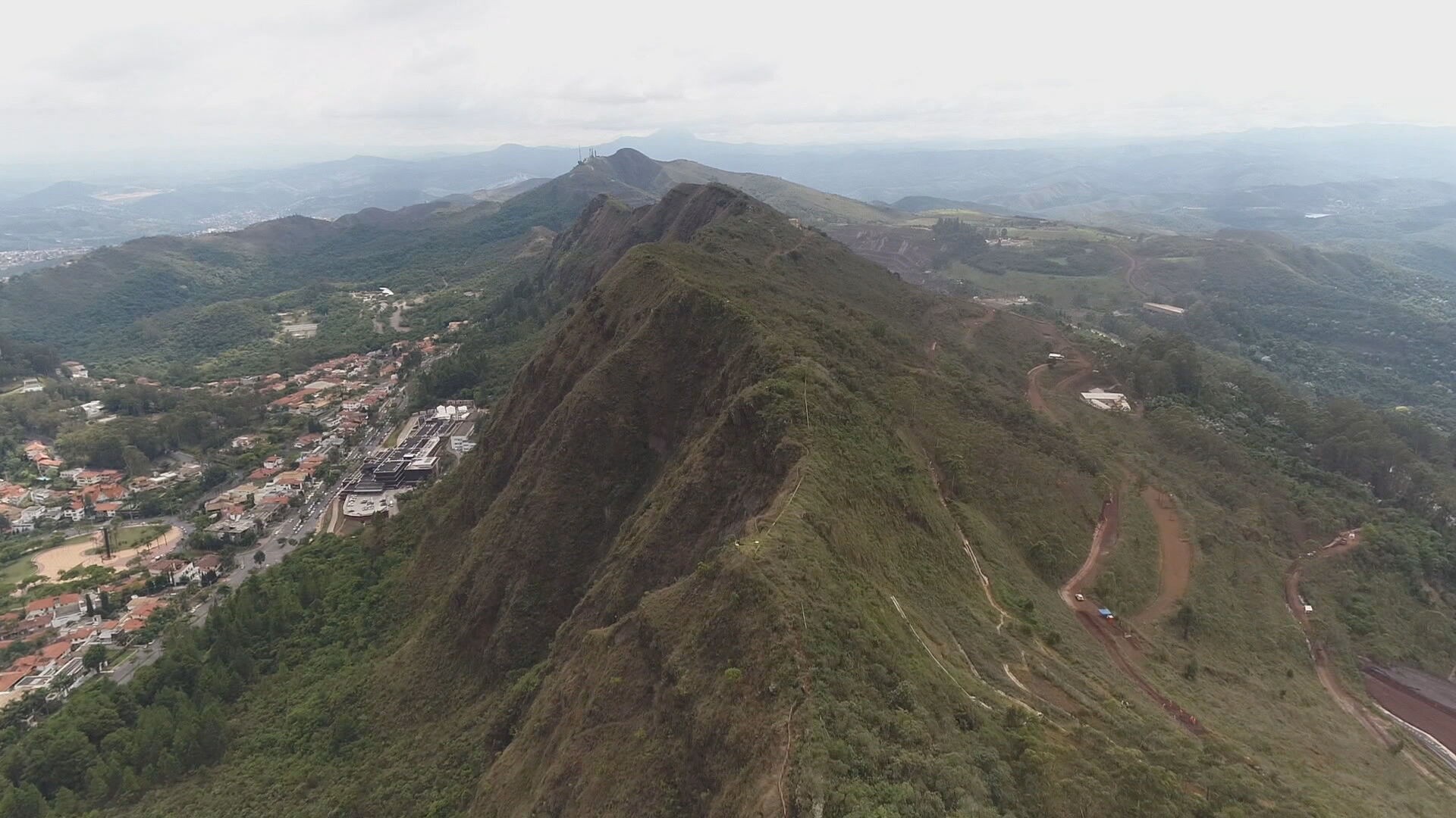 Mineração ilegal investigada pela PF expõe destruição por trás da Serra do Curral