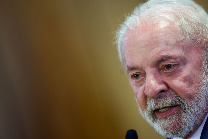 Lula embarca para os EUA acompanhado de seis ministros