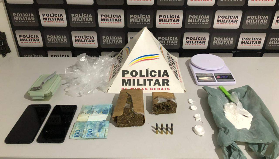 PM prende dois suspeitos por tráfico de drogas e posse de munições em Alto Jequitibá