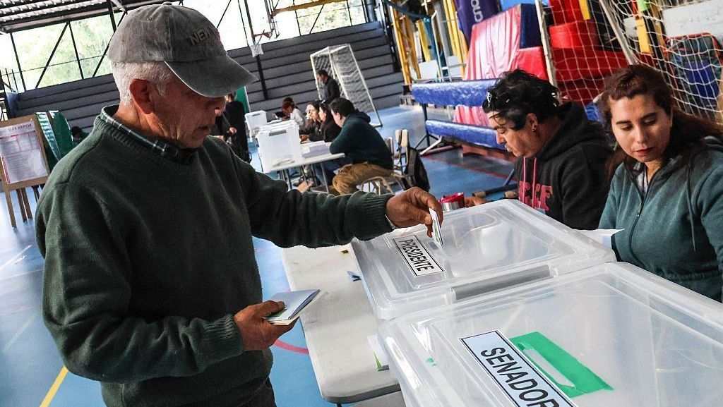 Eleições no Chile: Começa votação para o segundo turno