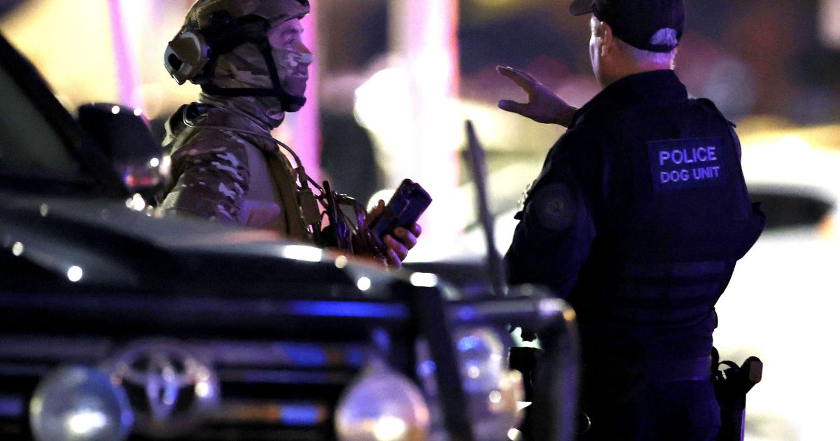 Ataque em praia da Austrália foi terrorismo e tinha judeus como alvo