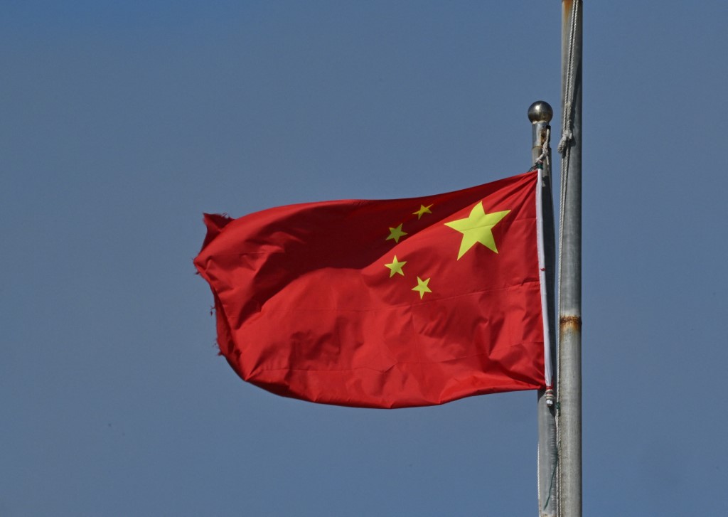 China encerra 2025 com superávit comercial recorde apesar das tarifas dos EUA