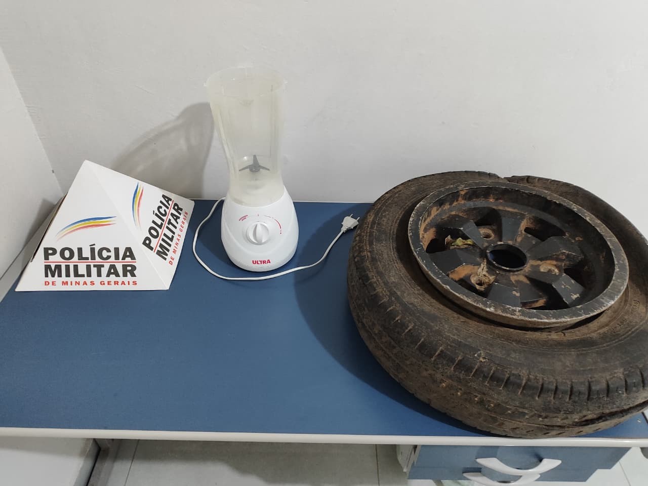 Prisão por furto, morte de professora em acidente e queda de motociclista em córrego; veja as notícias mais lidas da semana