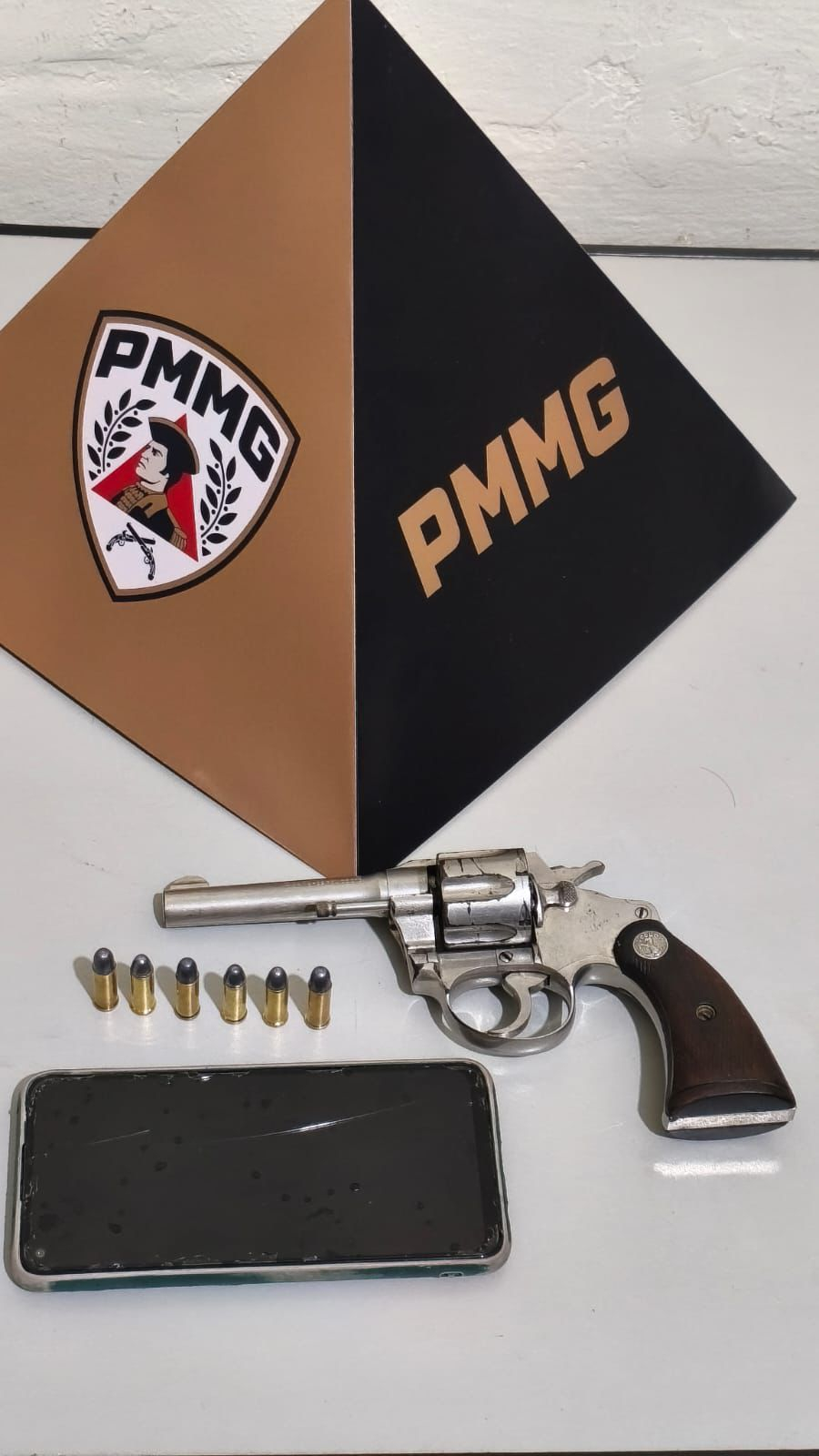 Patrulha Rural prende homem por porte ilegal de arma em Rosário da Limeira