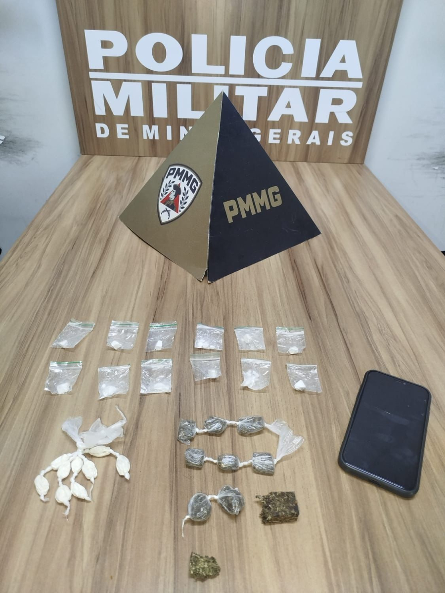 PMMG prende jovem por tráfico de drogas no Bairro Vermelho, em Muriaé