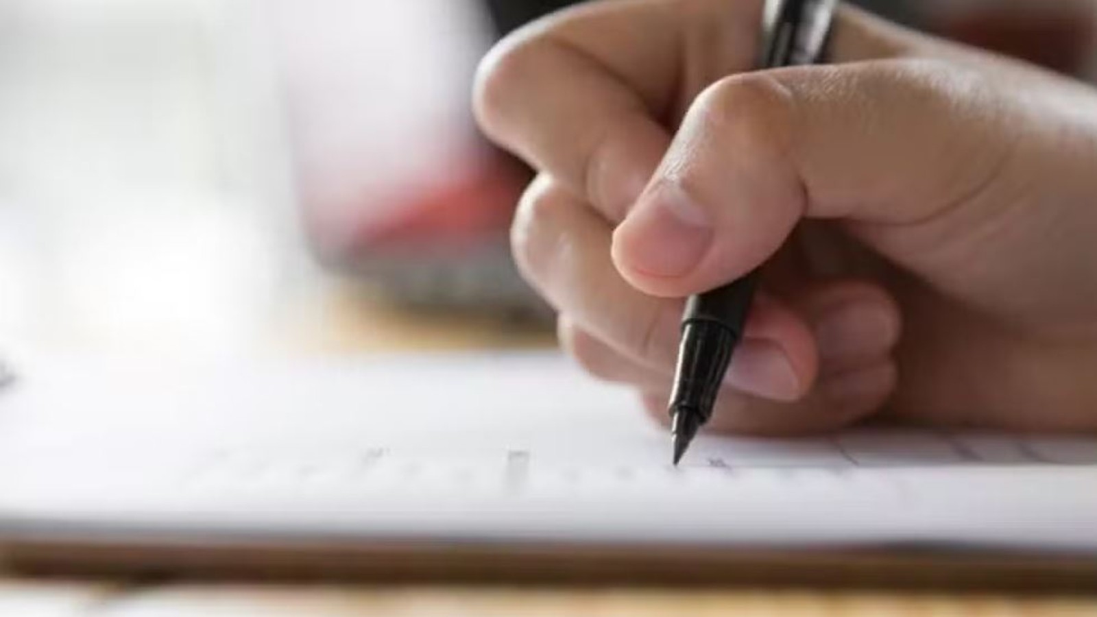 Com salários de até R$ 3,7 mil, MGS abre concurso com vagas para Juiz de Fora e região