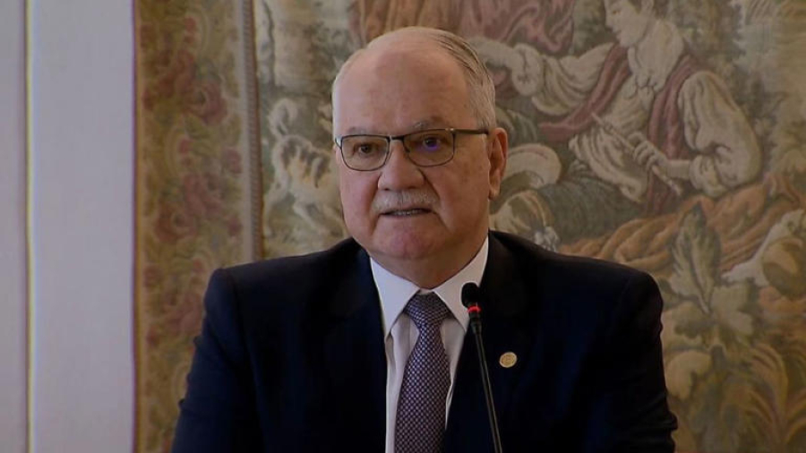 Fachin repudia pedido de indiciamento de ministros do STF após derrota de relatório na CPI