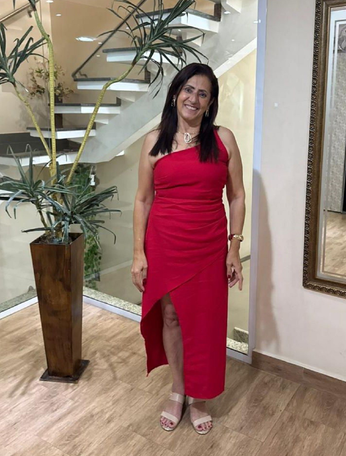 Família acredita que cuidadora morta por hepatite A em Juiz de Fora contraiu vírus ao ajudar vítimas de enchente