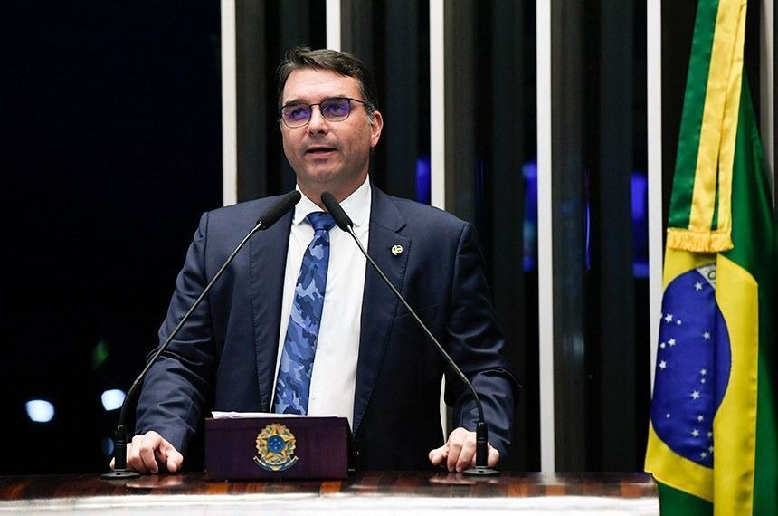 Waack: Escândalo Master atinge principal candidato da oposição