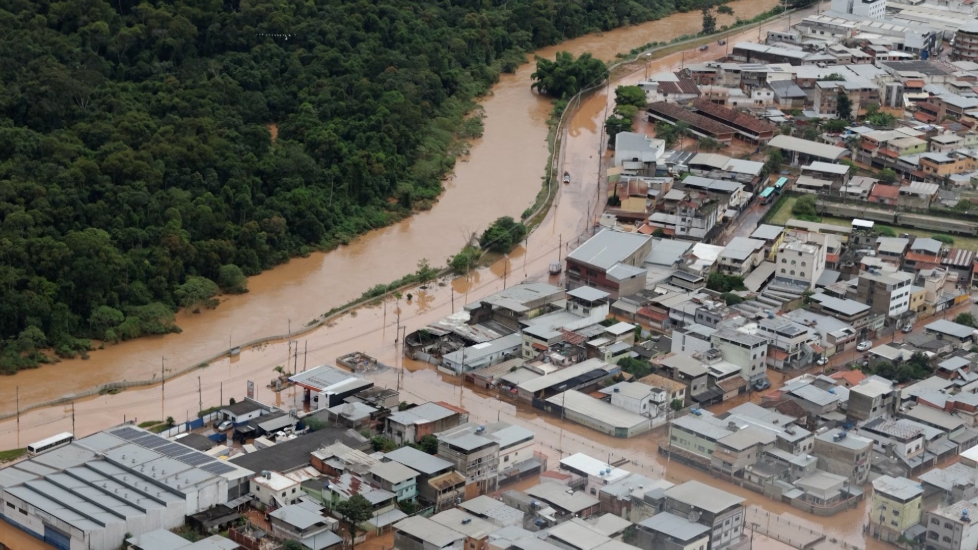 Contratos emergenciais após as chuvas somam mais de R$ 80 milhões em Juiz de Fora