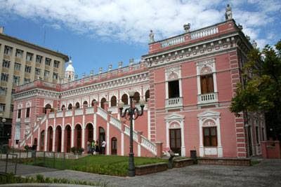 Quem são os candidatos ao governo de Santa Catarina em 2026