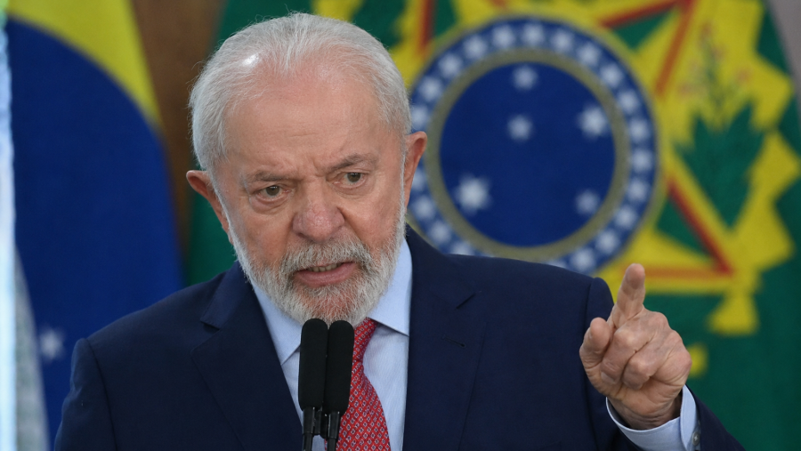 Lula endurece discurso sobre investigações envolvendo Lulinha para conter desgaste na campanha