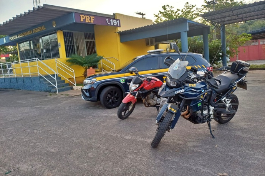 Jovem que diz ter comprado CB 300 por R$ 5 mil em grupo de WhatsApp é preso em Muriaé