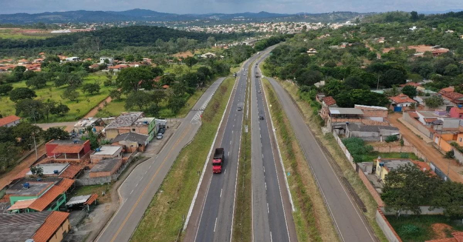 Minas perdeu uma vida nas estradas a cada seis horas no primeiro semestre