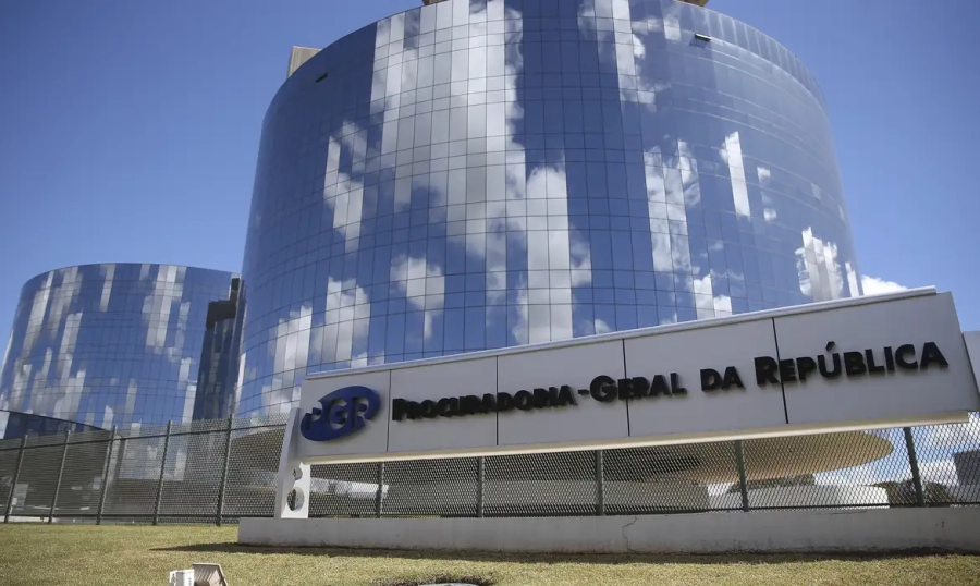 Mendonça retira sigilo de dados sobre pagamentos de Vorcaro na véspera de sessão do STF