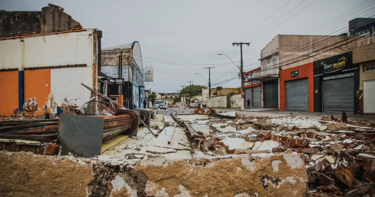 Tempestade no RS deixa 4 desaparecidos e mais de 600 desalojados