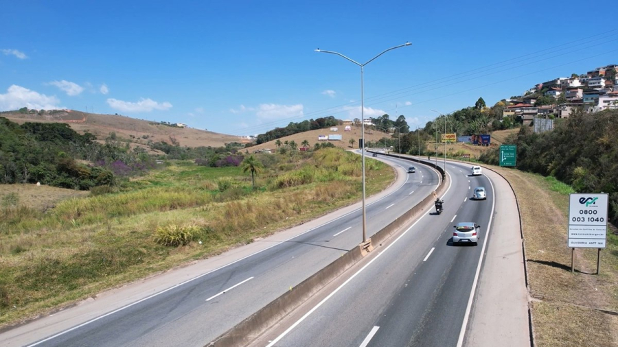 BR-040 registra quase 450 mil excessos de velocidade em oito meses; motorista chegou a 146 km/h em trecho de 40 em Juiz de Fora