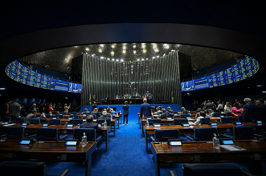 Senado troca 40 nomes e renova 74% das cadeiras que estavam em disputa