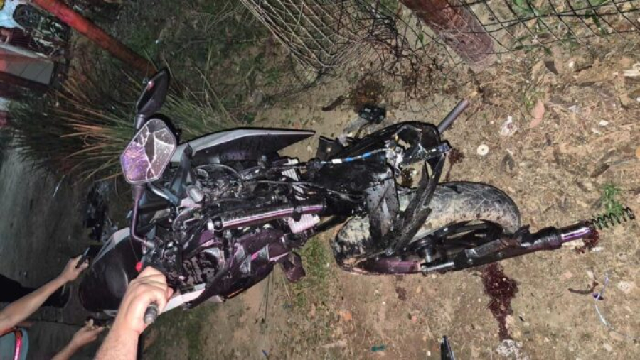 Colisão na BR-262 deixa duas pessoas gravemente feridas em Manhuaçu