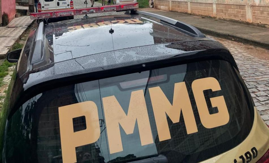 Mulher de 39 anos é morta a tiros em Lajinha e autor segue procurado