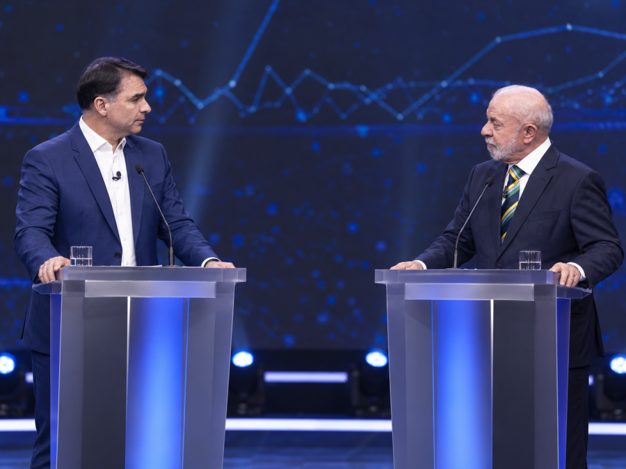 Vai dar quem? Seis pesquisas registradas no TSE mostram uma disputa apertada