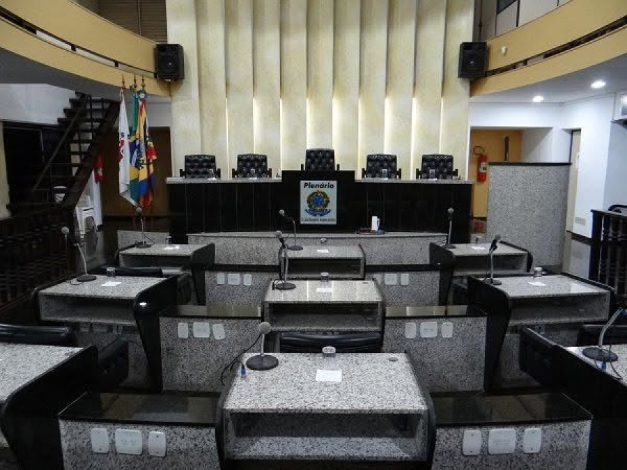 Câmara de Muriaé forma comissão para analisar novo pedido de cassação de Afonso da Saúde