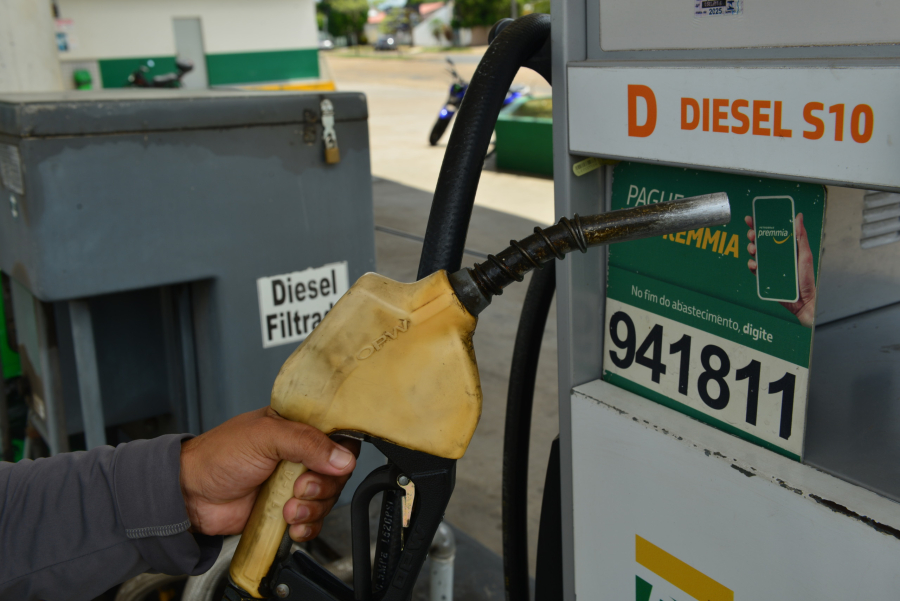 ICMS de gasolina, diesel e gás sobe em fevereiro de 2027; diesel terá alta de 11,1% no imposto