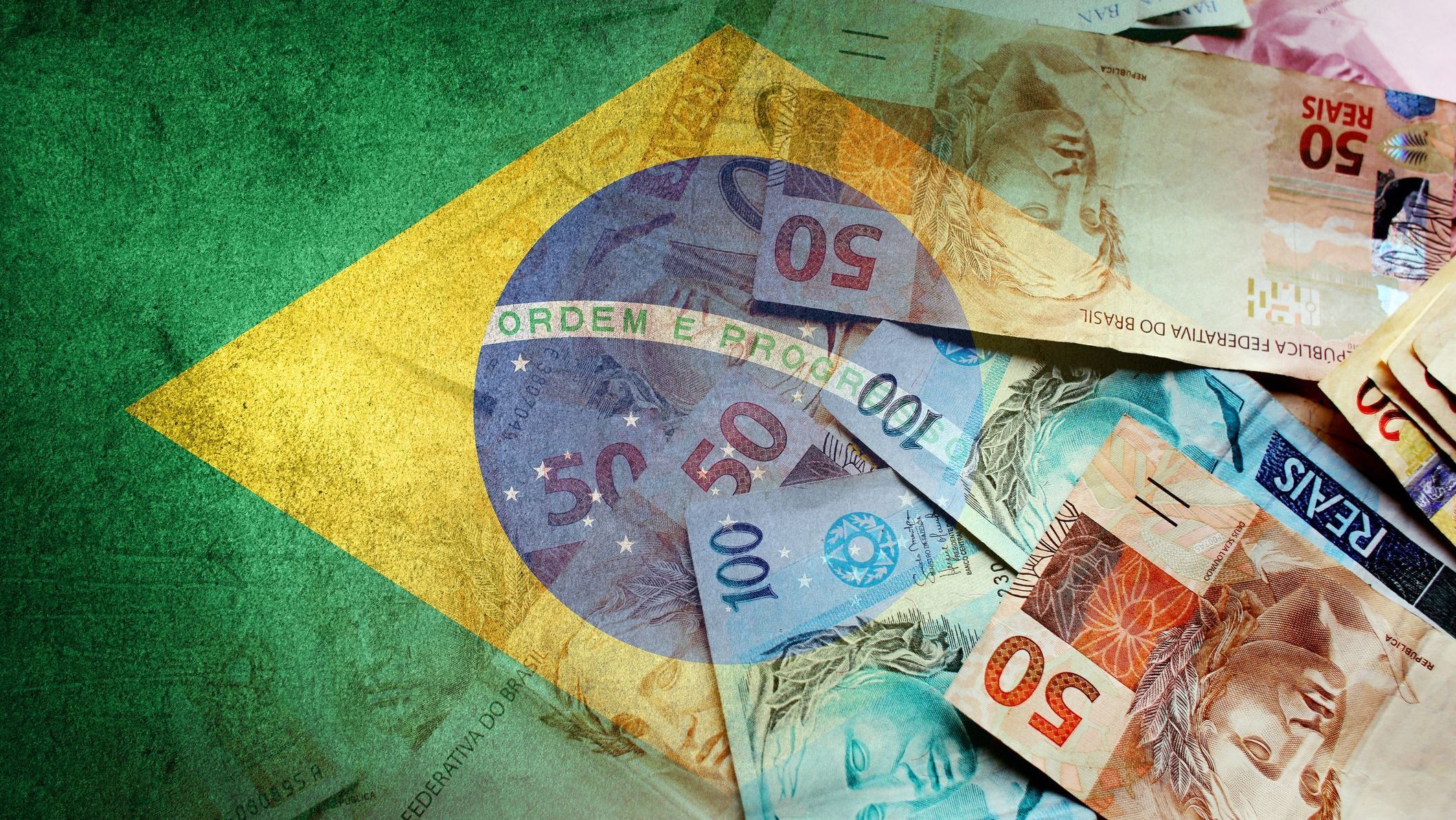 Mercado de trabalho segue aquecido e deve sentir juros “por último”