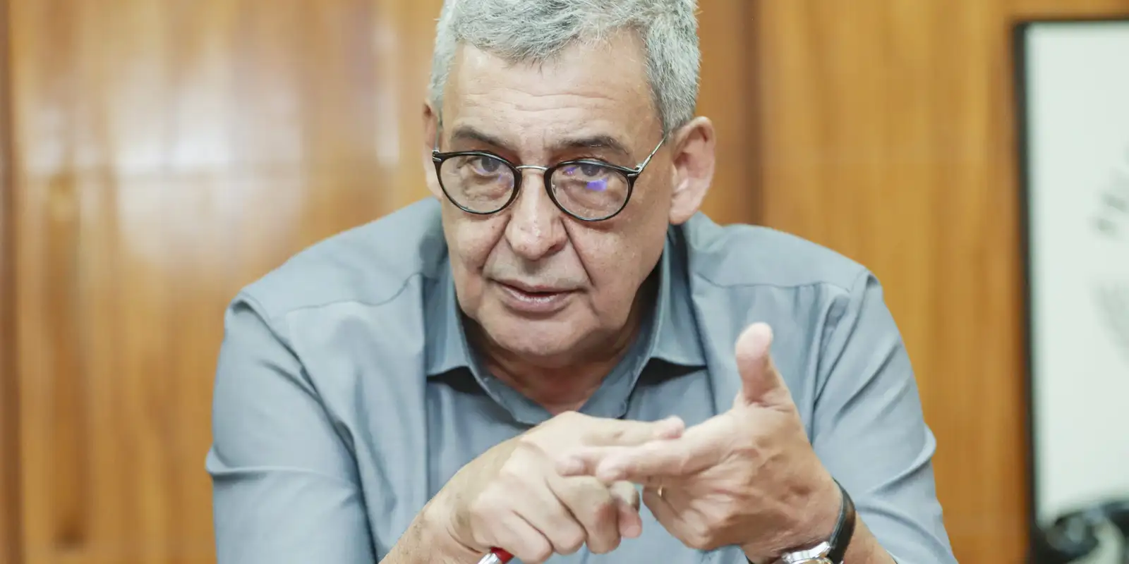 Um ano após enchentes, prefeito avalia problemas em Porto Alegre