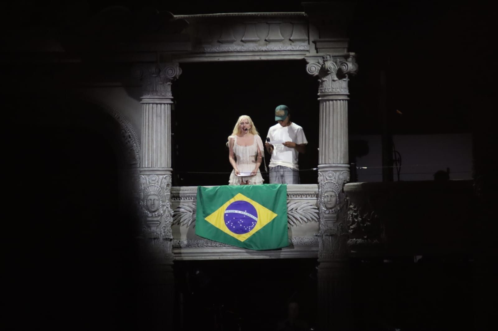 O que sabemos sobre os planos de atentados a bomba no show de Lady Gaga