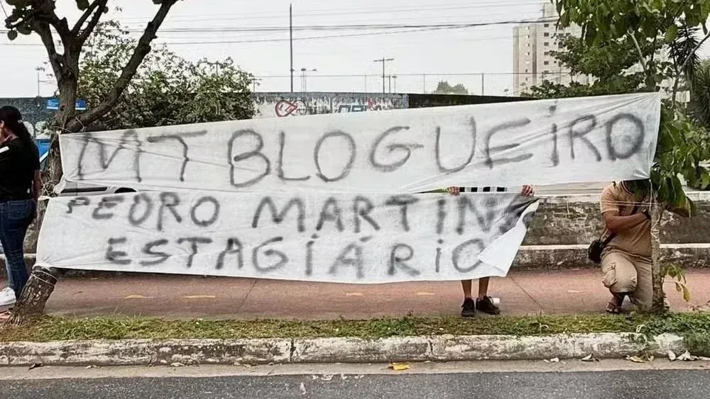 Crise na Vila: torcedores do Santos protestam contra a diretoria