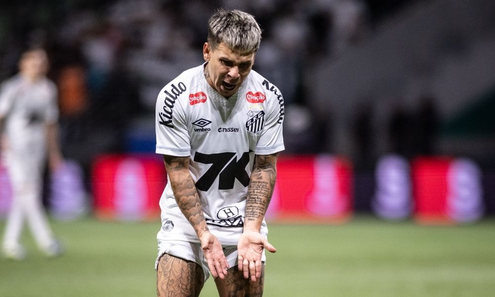 Santos fica no empate sem gols com Ceará e continua na zona de rebaixamento do Brasileirão