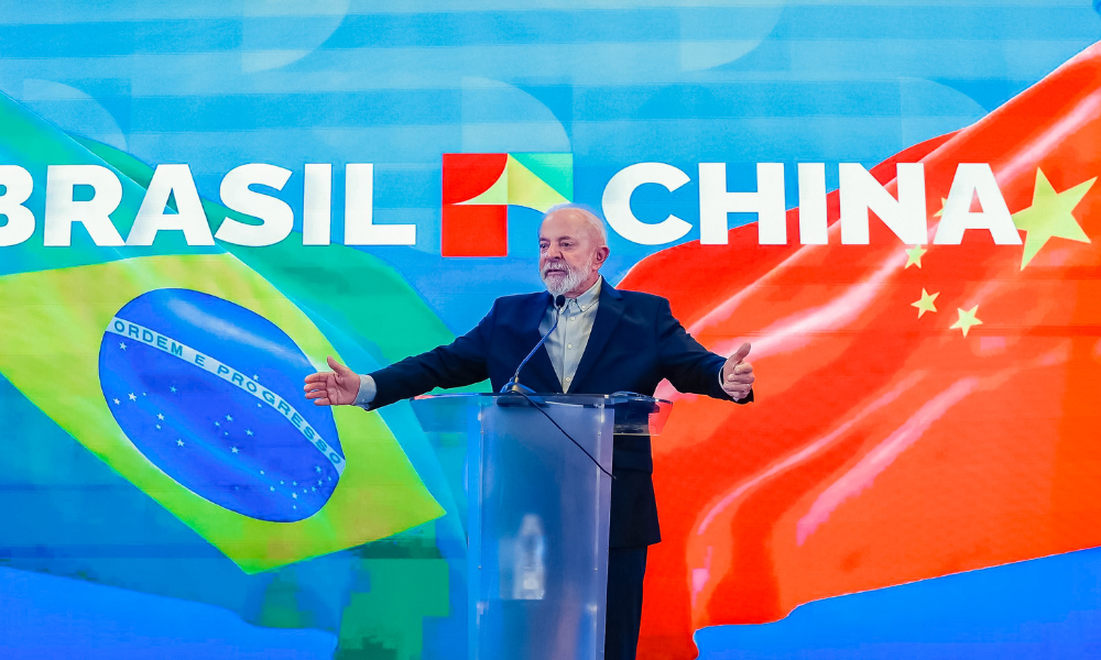 Lula afirma que pedirá a Putin para comparecer às negociações em Istambul