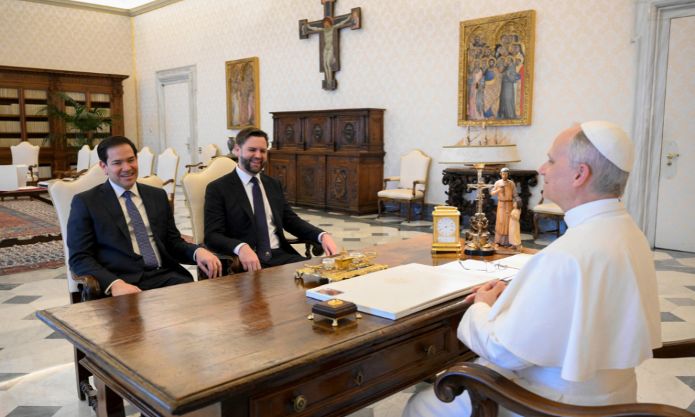 Papa Leão XIV recebe JD Vance e Marco Rubio no Vaticano