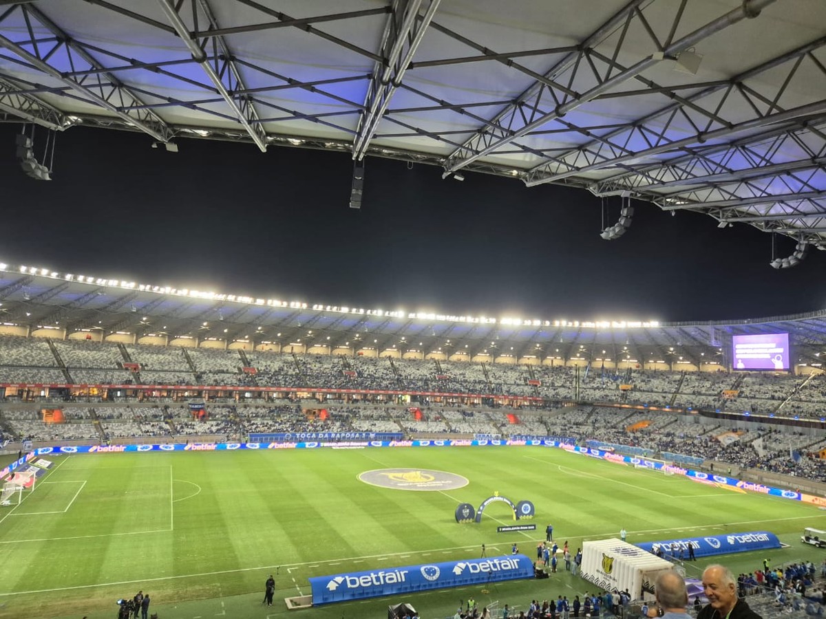 Torcedores são presos após briga entre cinco cruzeirenses e um atleticano antes do clássico