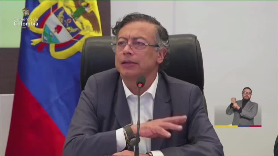 Colômbia: Presidente promete “caçar” responsável por balear rival político