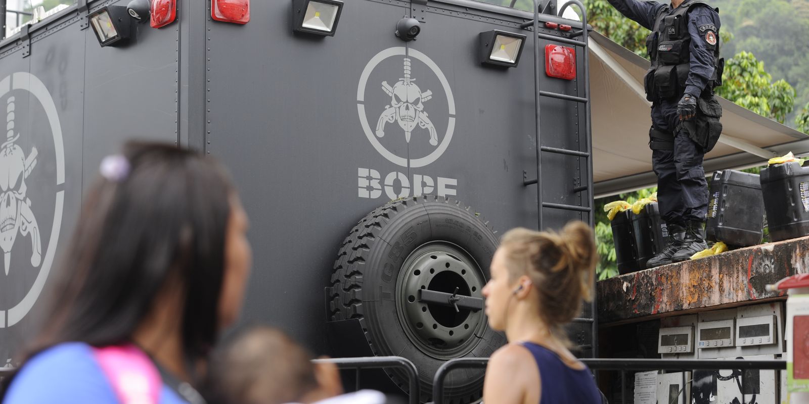 Tiroteio em operação policial fere cinco e mata um em Santo Amaro