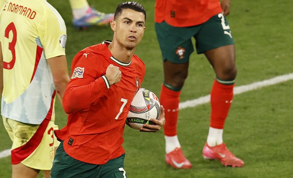 Portugal derrota a Espanha na disputa de pênaltis e é 1ª seleção bicampeã da Liga das Nações