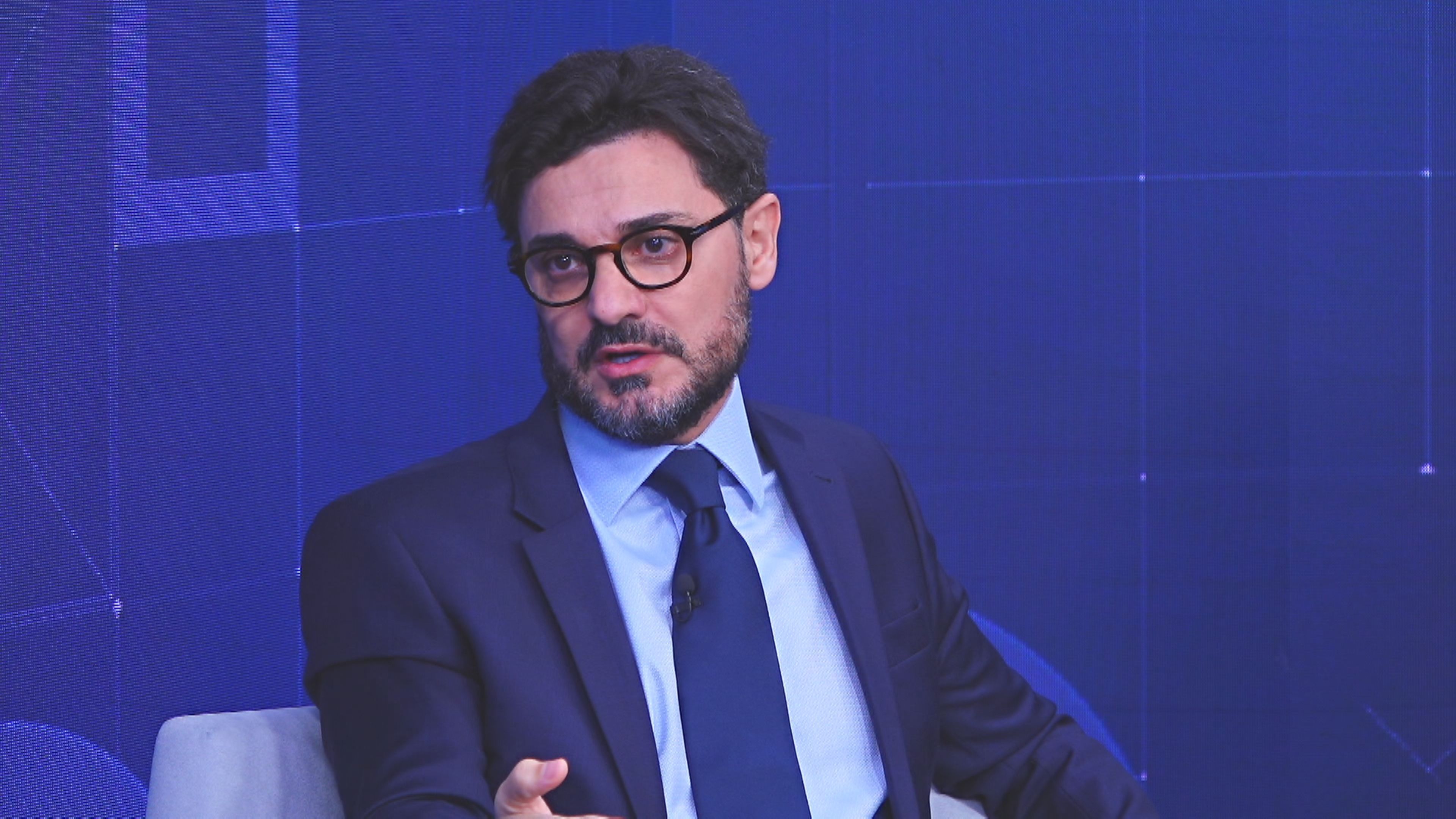 Maior inimigo dos EUA não é a China, são os EUA, diz Hussein Kalout