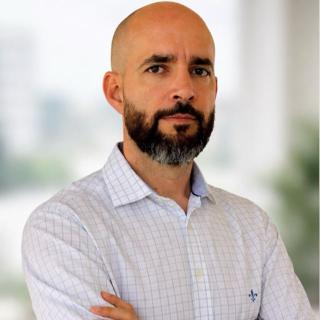 Dr. Sergio Cunha Martins 